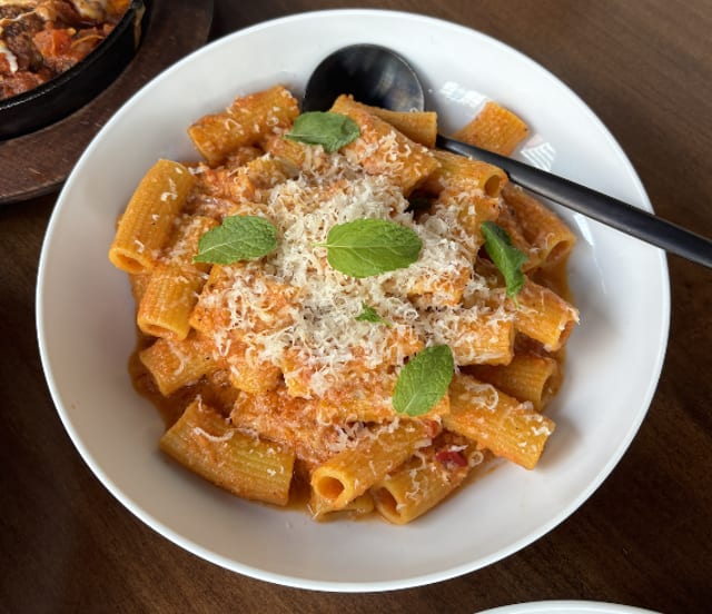 Spicy Rigatoni al 400